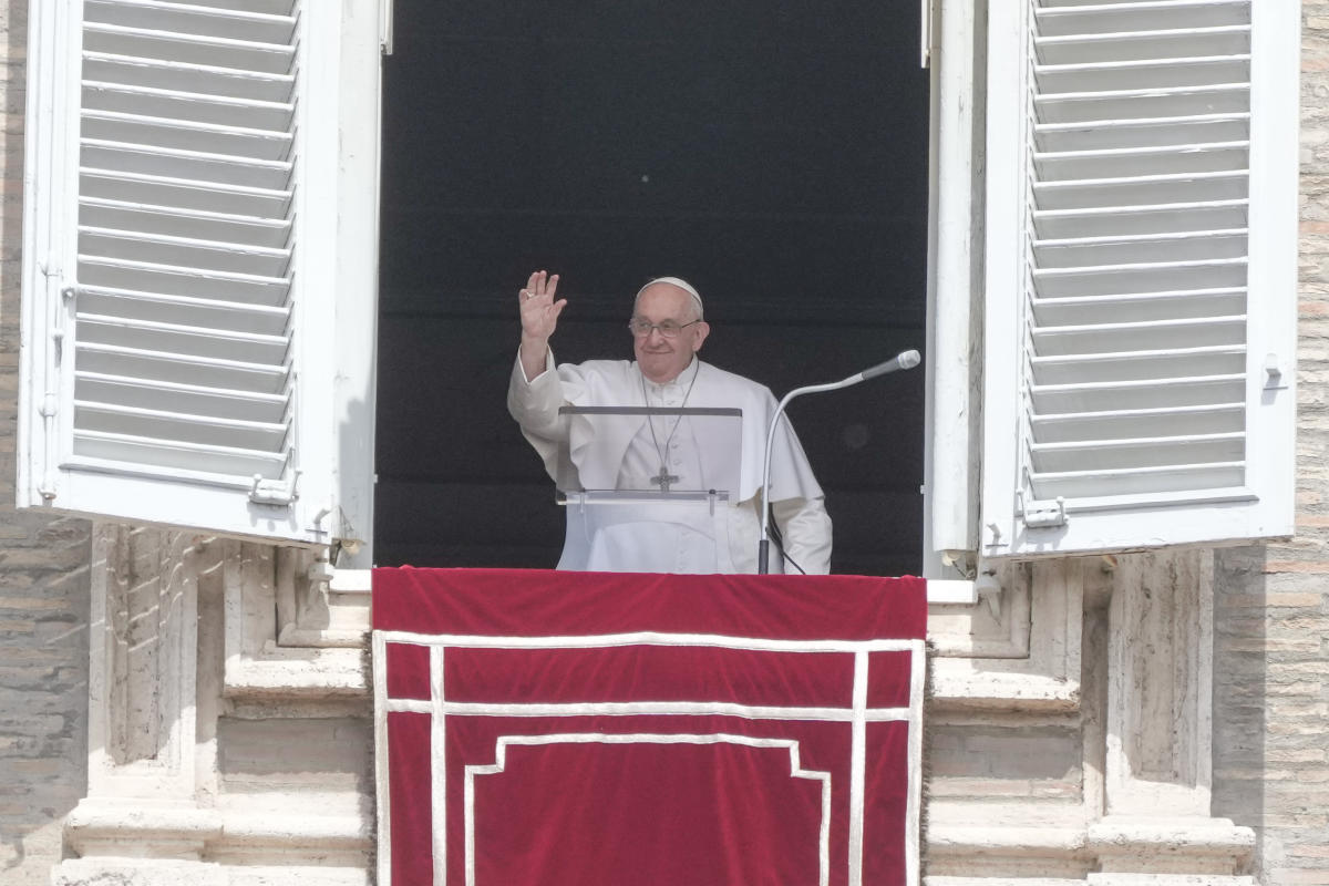 Papa Francisco espera visitar la patria argentina el próximo año