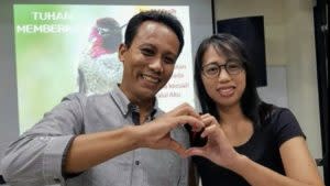 來自印尼的移工情侶 Yoyon 與 Ami 將於台中綠川河畔舉行傳統印尼爪哇婚禮，並放映兩人相識相戀的微電影作為「中台灣印尼之聲自媒體平台」開辦的處女作。（圖／台中市國際關懷印尼協會）