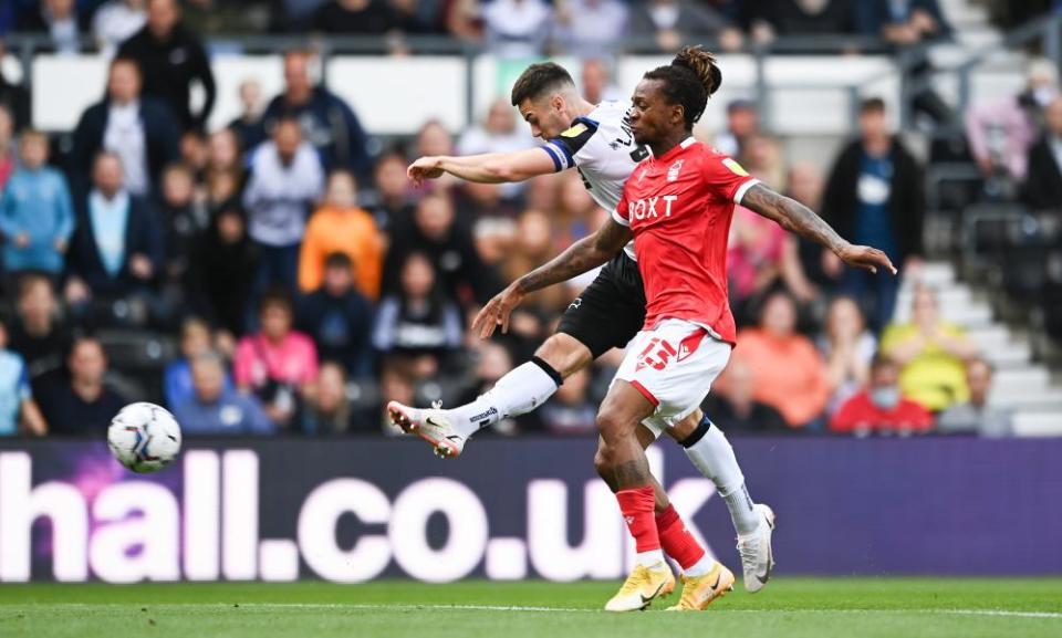 Tom Lawrence lets fly to put Derby 1-0 ahead