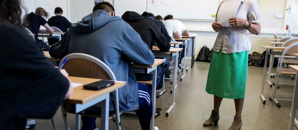 Le jeune homme de 19 ans a succombé à un malaise cardiaque en pleine épreuve du bac.  - Credit:THOMAS SAMSON / AFP