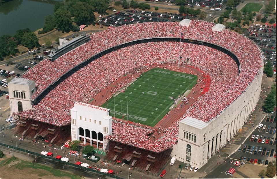 Aerial photo of Ohio Stadium in 1998 during an Ohio State University football game against the University of Toledo.