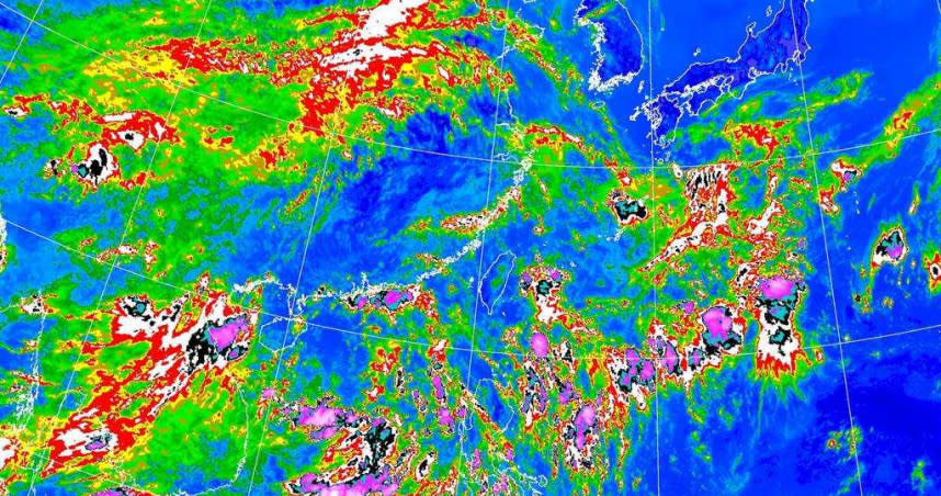 今(9)日台灣仍位於潮濕的東南風環境內，東半部及恆春半島偶有局部短暫陣雨或雷雨，其他地區雖大多為多雲，不過午後雷陣雨發展的仍會較為明顯，尤其各地山區及中南部地區午後降雨機率高，容易出現局部大雨及短時強降雨。（圖／取自氣象局）