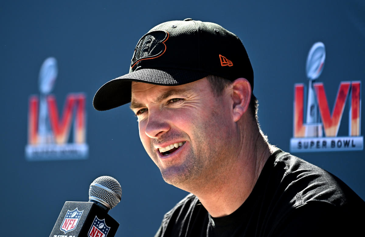 Bengals extend head coach Zac Taylor's contract through 2026 