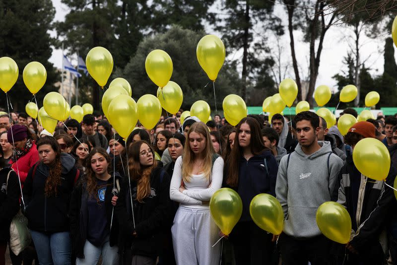People release 100 balloons to symbolise 100 days since the October 7 attack by Hamas, in Jerusalem