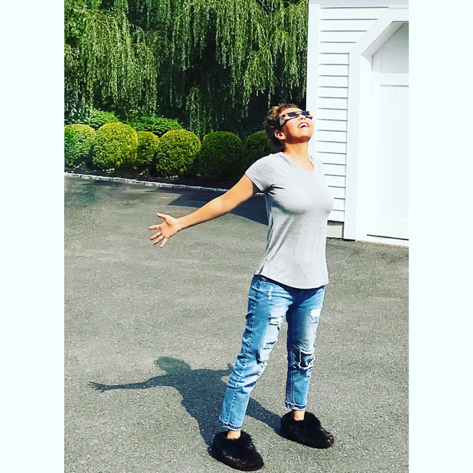 Thalía se emocionó mucho con el eclipse/ Thalia/ Instagram