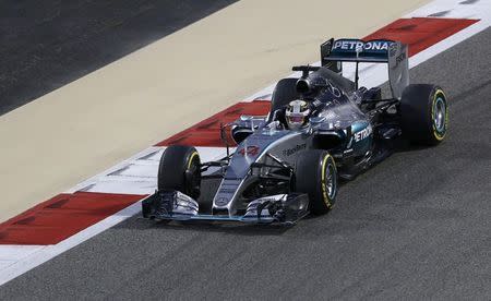 Mercedes Formula One driver Lewis Hamilton of Britain drives during Bahrain's F1 Grand Prix at Bahrain International Circuit, south of Manama April 19, 2015. REUTERS/Ahmed Jadallah