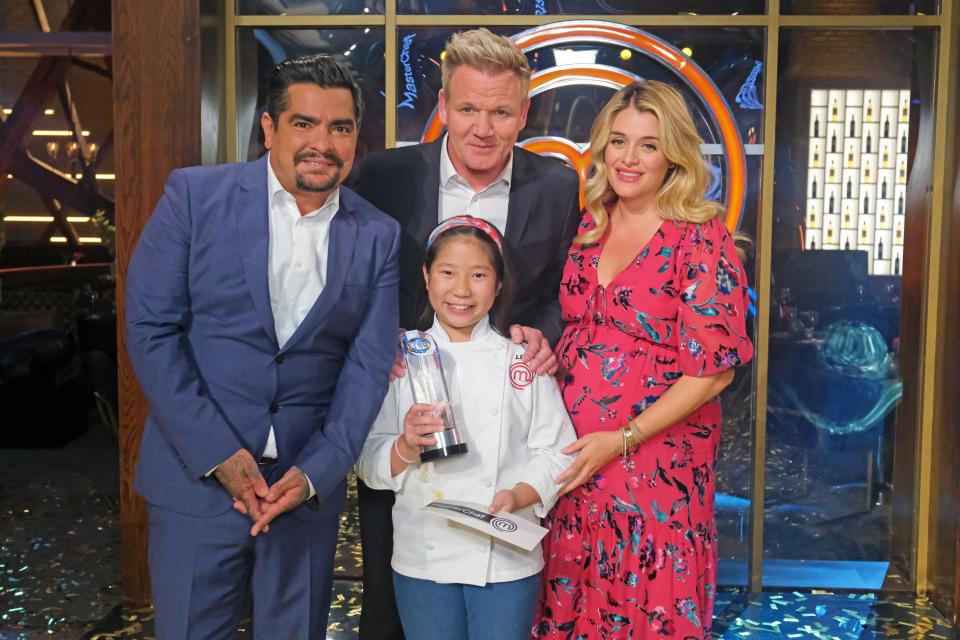 Scarsdale resident Liya Chu, the new MasterChef Junior winner, with Season Eight judges Gordon Ramsay (middle), Aarón Sanchez, left, and Daphne Oz.