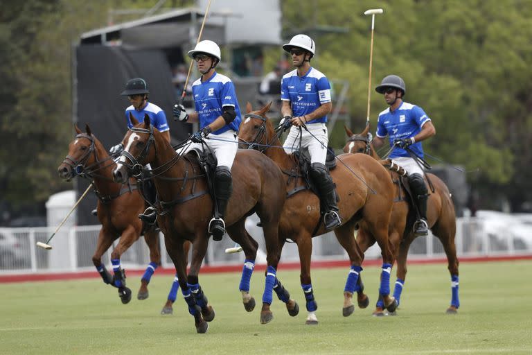 Gonzalo (h.) y Nicolás Pieres se quedaron sin Ulloa y Facundo Pieres en Ellerstina; reconstituyeron el equipo con Ignatius Du Plessis y Bautista Bayugar.