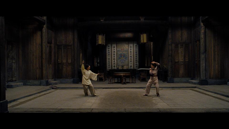 Zhang Ziyi as Jen Yu, Michelle Yeoh as Yu Shu Lien in "Crouching Tiger, Hidden Dragon."