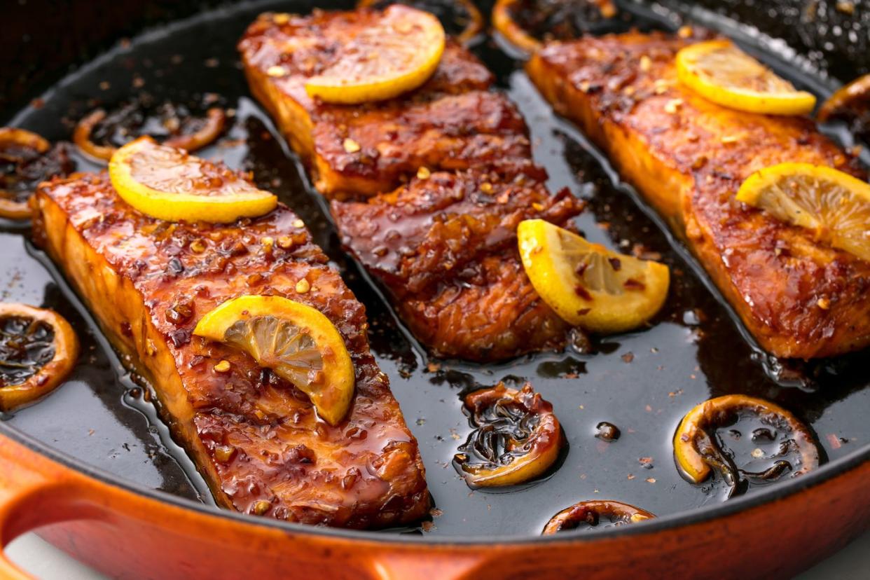 honey garlic glazed salmon horizontal