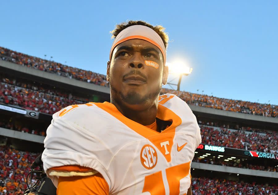 October 1, 2016: A victorious Jauan Jennings (15) Tennessee Volunteers wide receiver celebrates after catching the game winning pass as time expired in a game between the Tennessee Volunteers (34) and the Georgia Bulldogs (31) (Photo by Jeffrey Vest/Icon Sportswire via Getty Images)