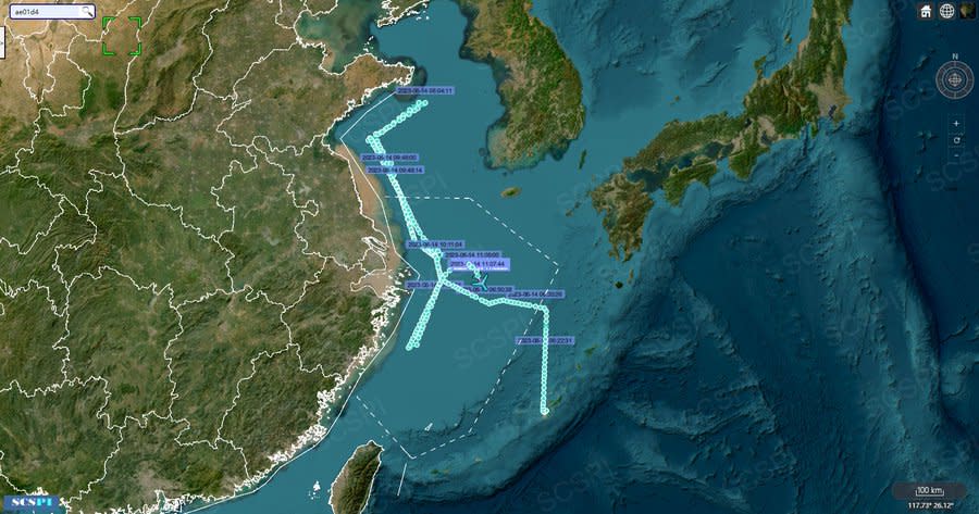 中國半官方智庫、北京大學「南海戰略態勢感知計劃平台」(SCSPI)14日指美國空軍RC-135U「戰鬥派遣」電偵機再次沿中國海岸線在東海、黃海作業偵察。   圖：翻攝@SCS_PI推特