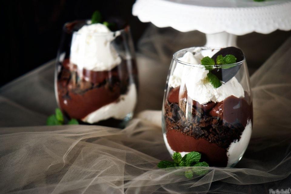 <strong>Get the <a href="http://passthesushi.com/thin-mint-trifles/">Thin Mint Trifles recipe</a> by Pass The Sushi</strong>