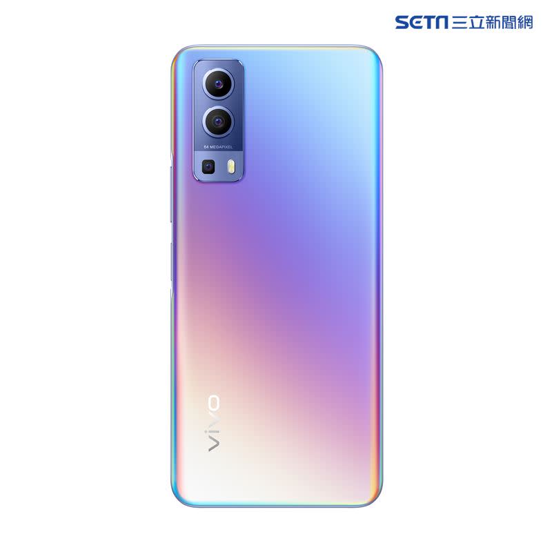  vivo Y72 搭載四鏡頭售價萬元起。（圖／vivo提供）