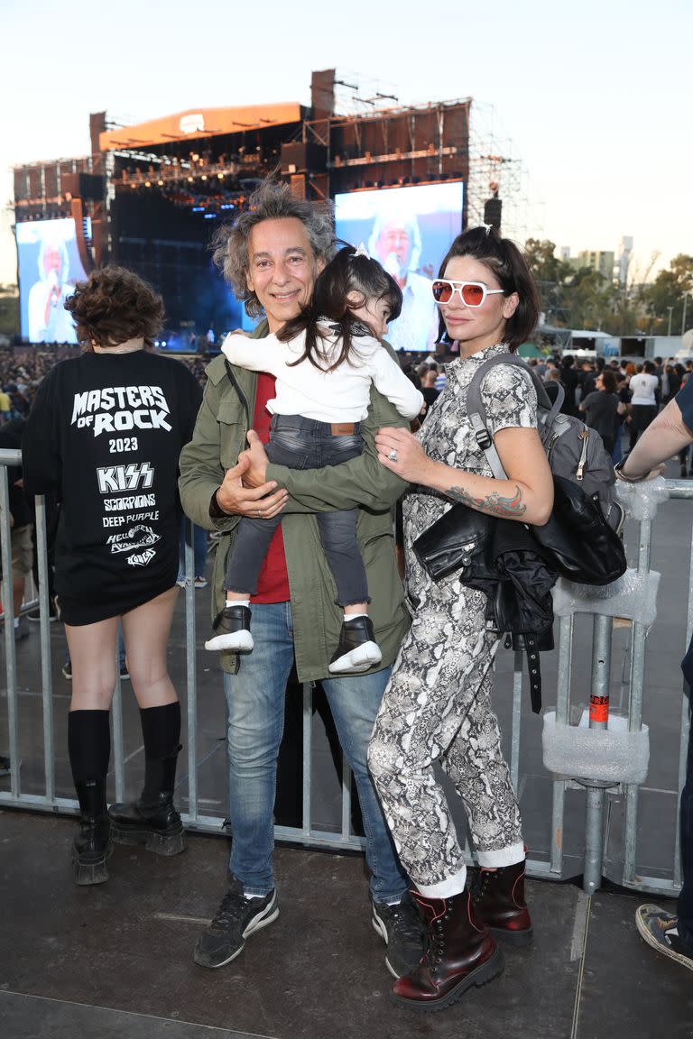 Javier Calamaro asistió al concierto junto a su pareja y su hija
