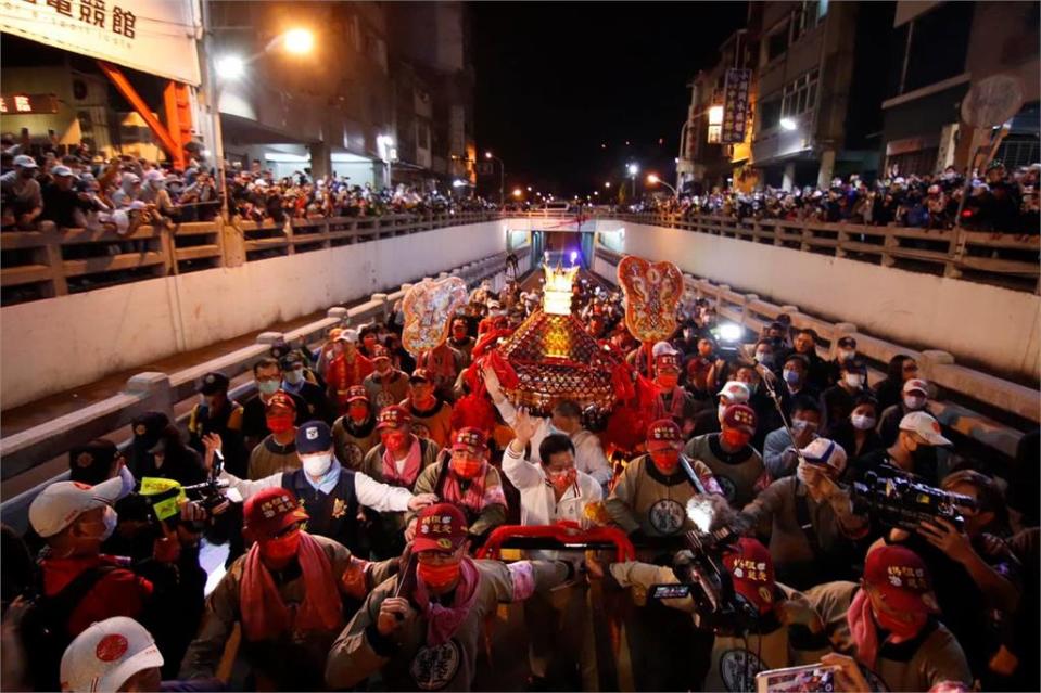 全台瘋媽祖！一張圖看懂「大甲媽繞境」、「白沙屯媽進香」差別