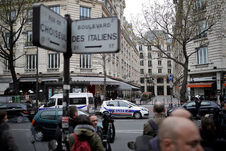 French police secure the area in front of the French financial prosecutor's offices following a bomb alert in central Paris, France, March 20, 2017. REUTERS/Benoit Tessier