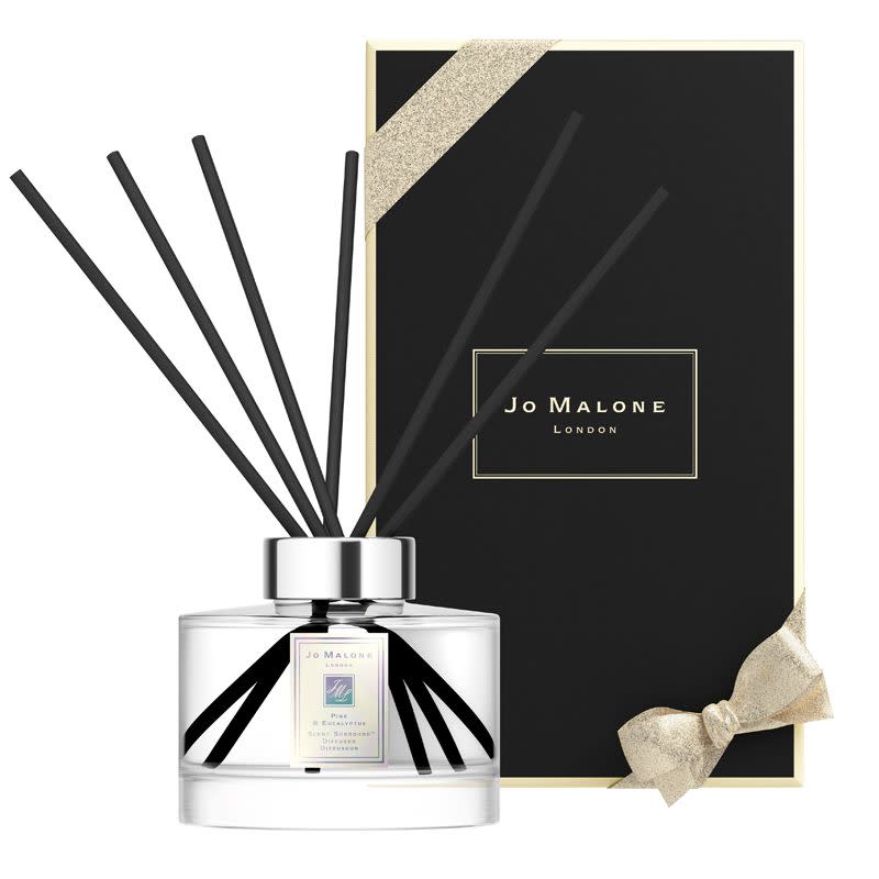 <p>If you're more into Christmas than Buddy the Elf, this pine scented diffuser will have your home smelling of Christmas morning for the entire month of December and beyond.</p><p>Available from 23 October.</p>