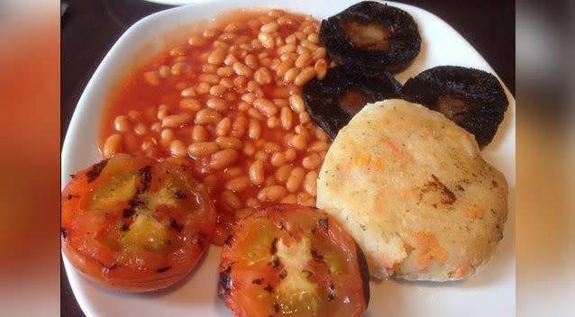 A vegan woman has slammed a cafe who served her a 