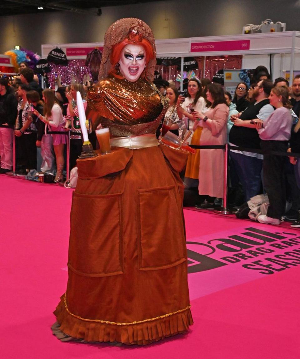 Photo Gallery Dragcon UK 2024 Queens Walk