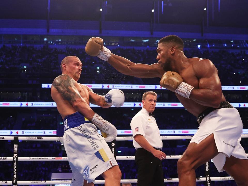 Oleksandr Usyk (left) comfortably outpointed Anthony Joshua in September (Getty Images)