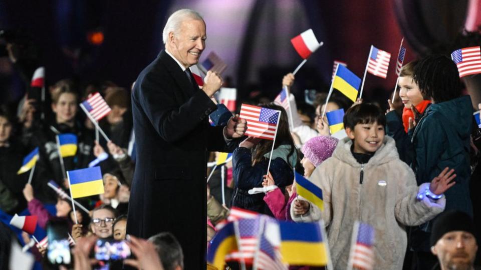 El presidente estadounidense se encuentra en Varsovia en su segunda visita al país en menos de un año