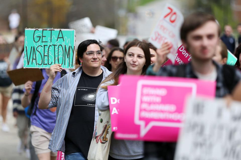 The UNH Planned Parenthood Generation Action and the school's Sexual Violence Action Committee organize a rally at Thompson Hall on Friday, May 6, 2022, to rally support for reproductive rights.