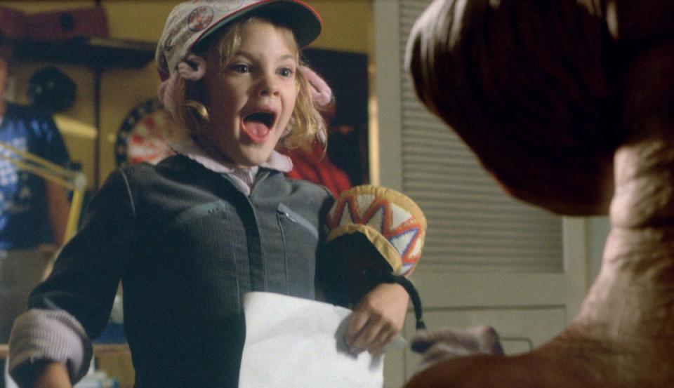 Drew Barrymore, as Gertie, lays eyes on ET for the first time (Universal/Kobal/Shutterstock)
