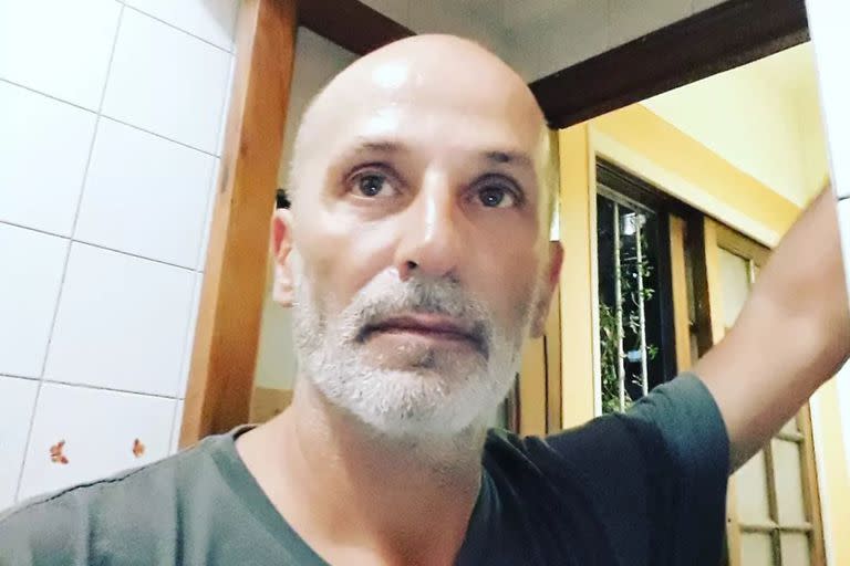 El actor argentino Carlos Defeo, de amplia trayectoria en teatro, cine y televisión