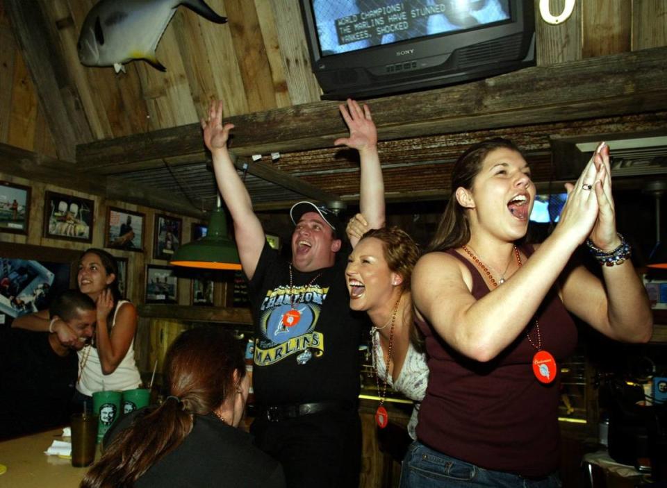 in 2003, a Saturday night crowd at Flanigan's at Kendall Drive and Southwest 122nd Avenue to watch a World Series game.