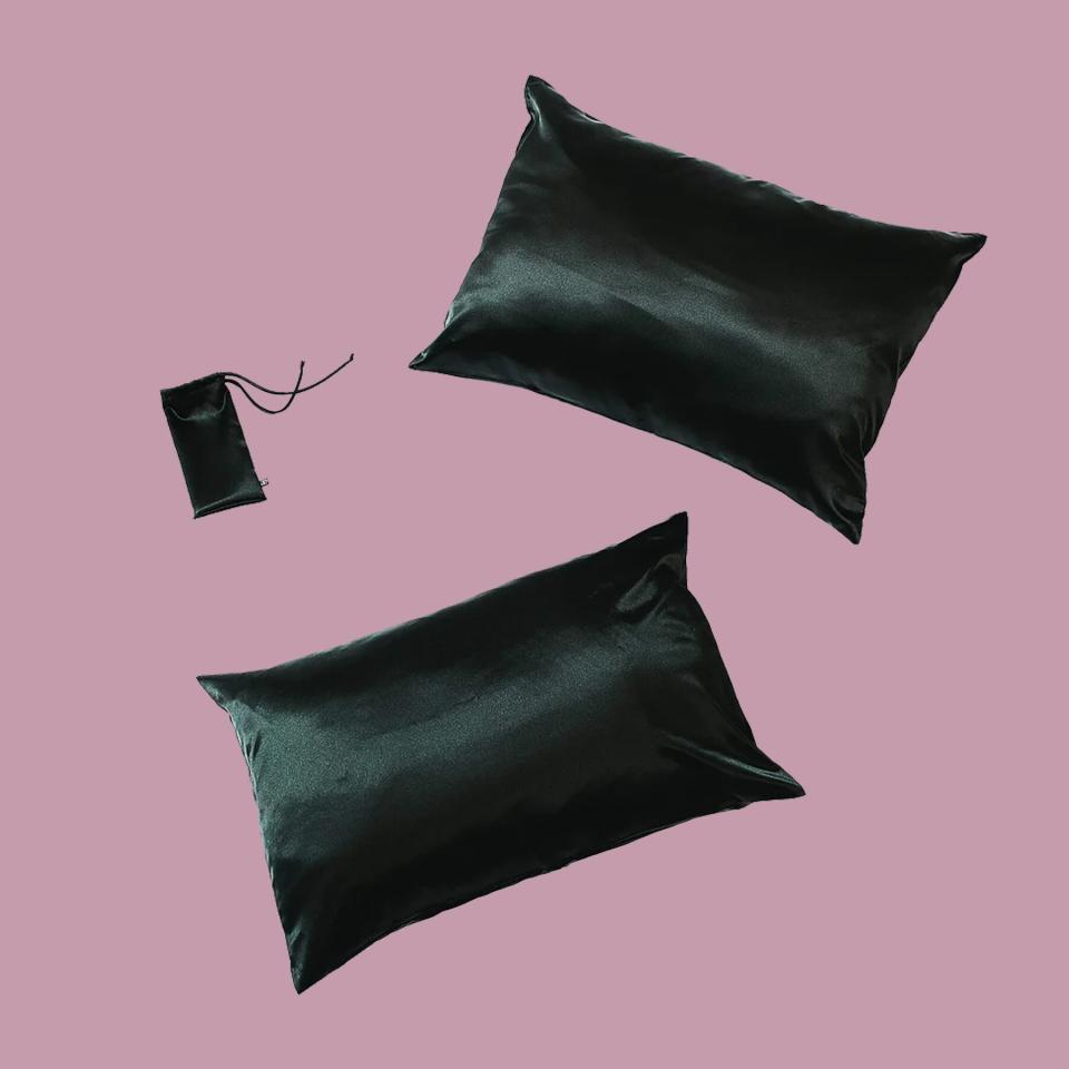 Silk Pillowcase in Black