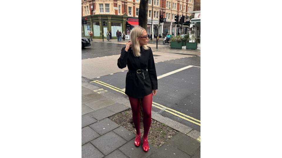 I also donned red tights during LFW, paired with red ballet flats by Camilla Elphick, a black blazer and a belt