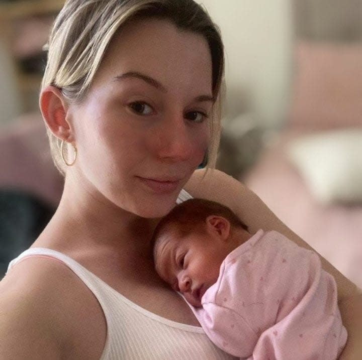 Kerry Pearson, 26, with her daughter Baby Polly Deehy