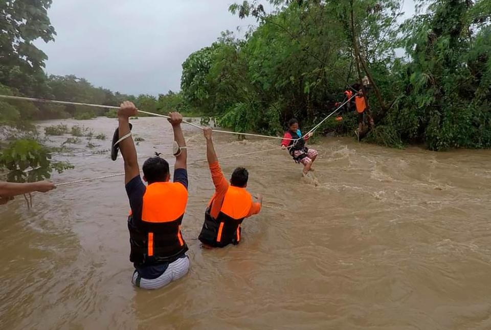 ASI-CLI FILIPINAS-TORMENTAS (AP)