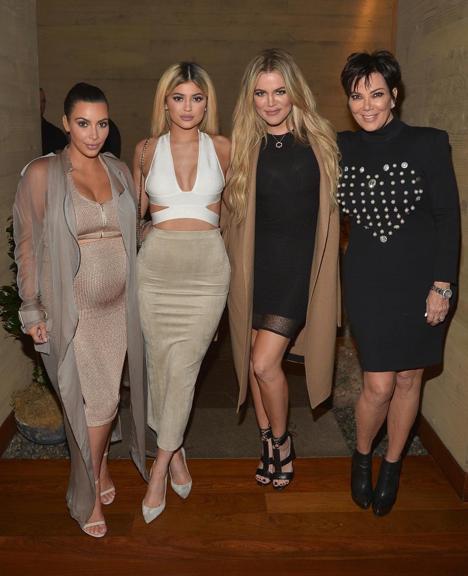 8) Kris Jenner also arranged the triple pregnancy