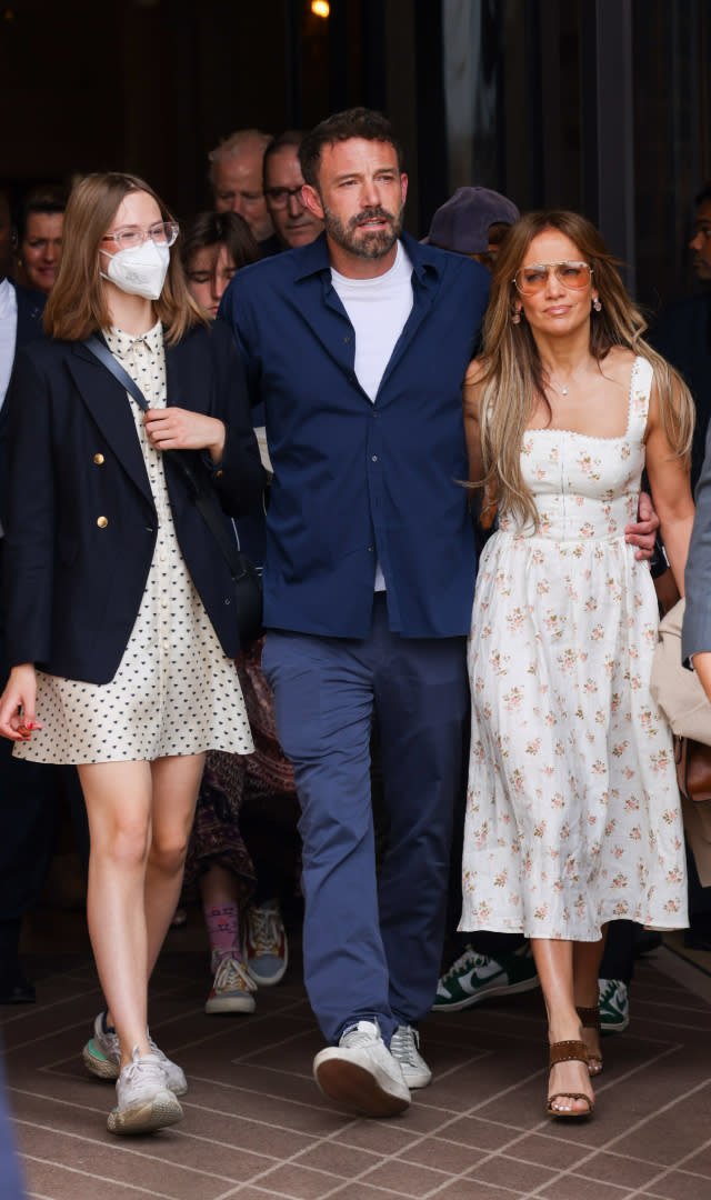 PARIS, FRANCE – JULY 23: Violet Affleck, Ben Affleck and Jennifer Lopez are seen leaving their hotel on July 23, 2022 in Paris, France. <em>Photo by Pierre Suu/GC Images.</em>
