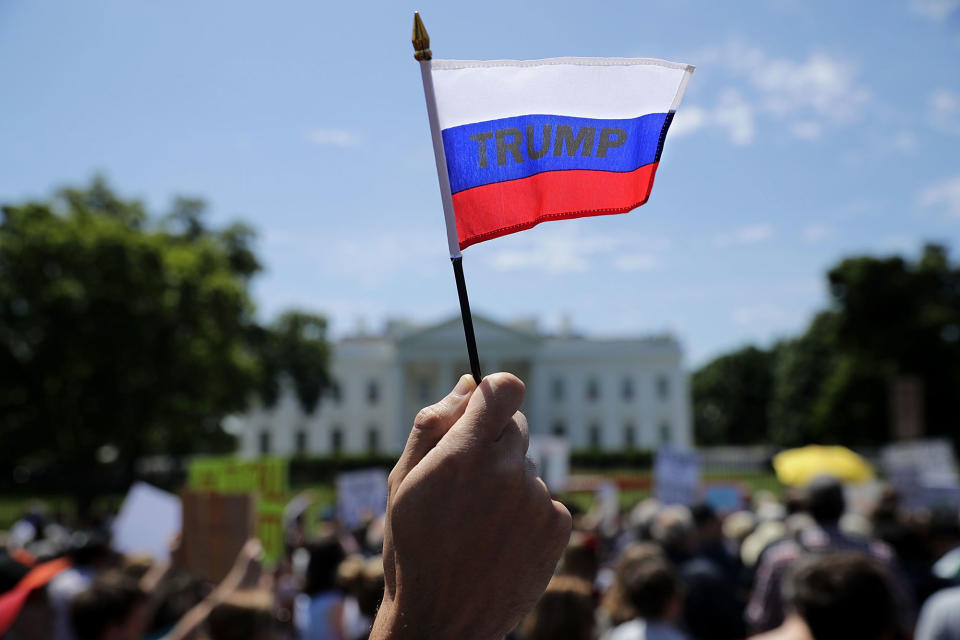 Hundreds gather at the White House to protest Trump’s firing of FBI Dir. Comey