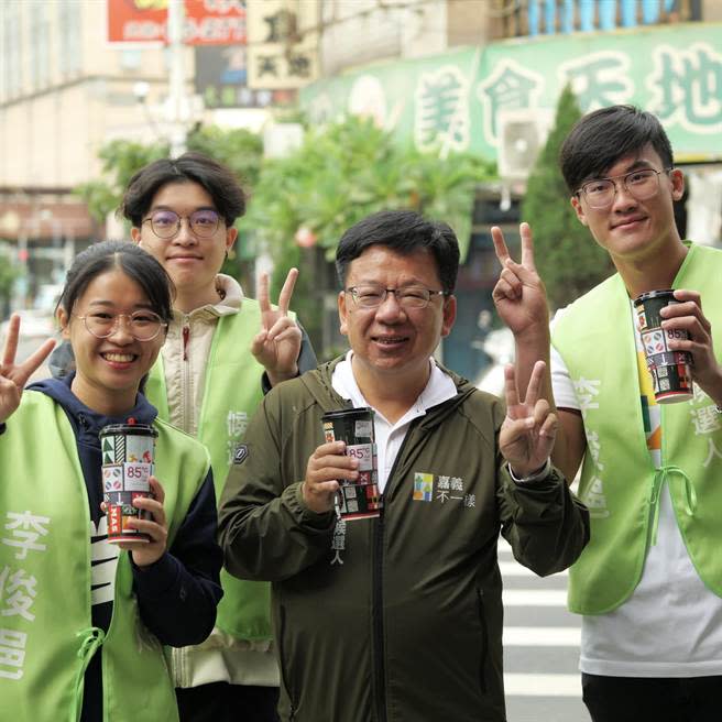 民進黨市長候選人李俊俋批選委會停辦選前之夜。（李俊俋團隊提供／廖素慧嘉市傳真）