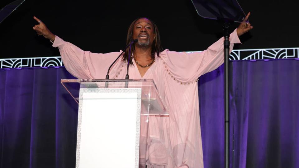 <div>NEW YORK, NEW YORK - MAY 09: Billy Porter accepts an award during the 19th Annual Voices Gala at The Ziegfeld Ballroom on May 09, 2024 in New York City. (Photo by Johnny Nunez/WireImage)</div>