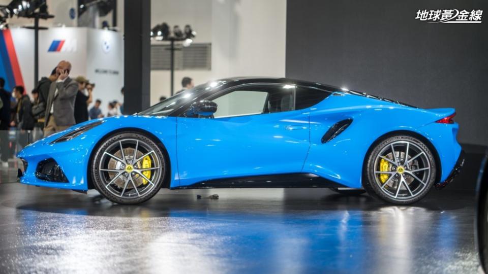 Emira車身尺碼來到Lotus中置跑車之最的 4,412×1,895×1,225mm與2,575mm軸距。(攝影/ 劉家岳)