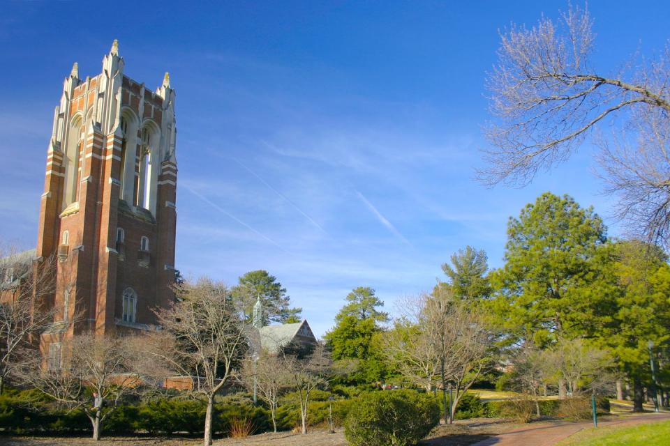 40) University of Richmond (in Richmond, Virginia)