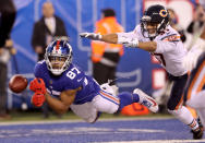 <p>Sterling Shepard #87 of the New York Giants misses a pass in overtime as Bryce Callahan #37 of the Chicago Bears defends at MetLife Stadium on December 02, 2018 in East Rutherford, New Jersey. (Photo by Elsa/Getty Images) </p>