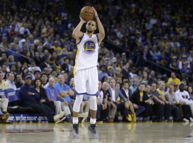 It&#39;s usually a problem when Stephen Curry is this open. (Associated Press)