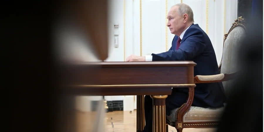 The weakness of Vladimir Putin's power and the diminution of his authority can no longer be hidden