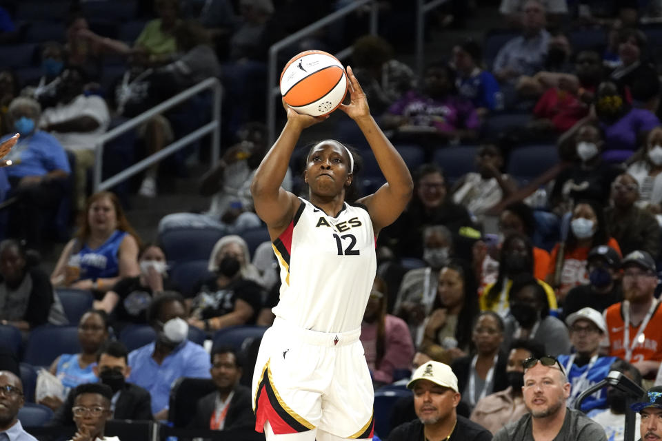 Las Vegas Aces' Chelsea Gray shoots during the first half of the WNBA Commissioner's Cup basketball game Tuesday, July 26, 2022, in Chicago. The Aces won 93-83 and Gray was named MVP of the game. (AP Photo/Charles Rex Arbogast)