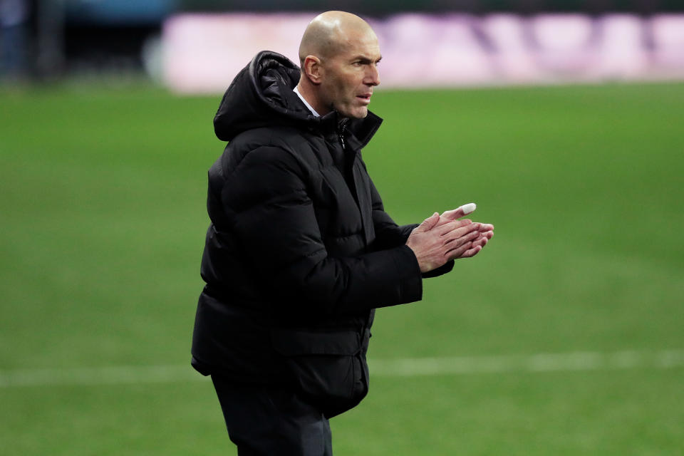 MALAGA, SPAIN - JANUARY 14: Coach Zinedine Zidane of Real Madrid  during the Spanish Super Cup   match between Real Madrid v Athletic de Bilbao at the La Rosaleda Stadium on January 14, 2021 in Malaga Spain (Photo by David S. Bustamante/Soccrates/Getty Images)