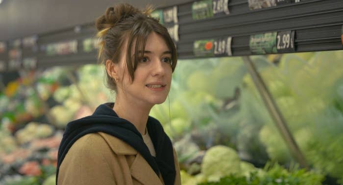 Daisy Edgar-Jones in a grocery shop