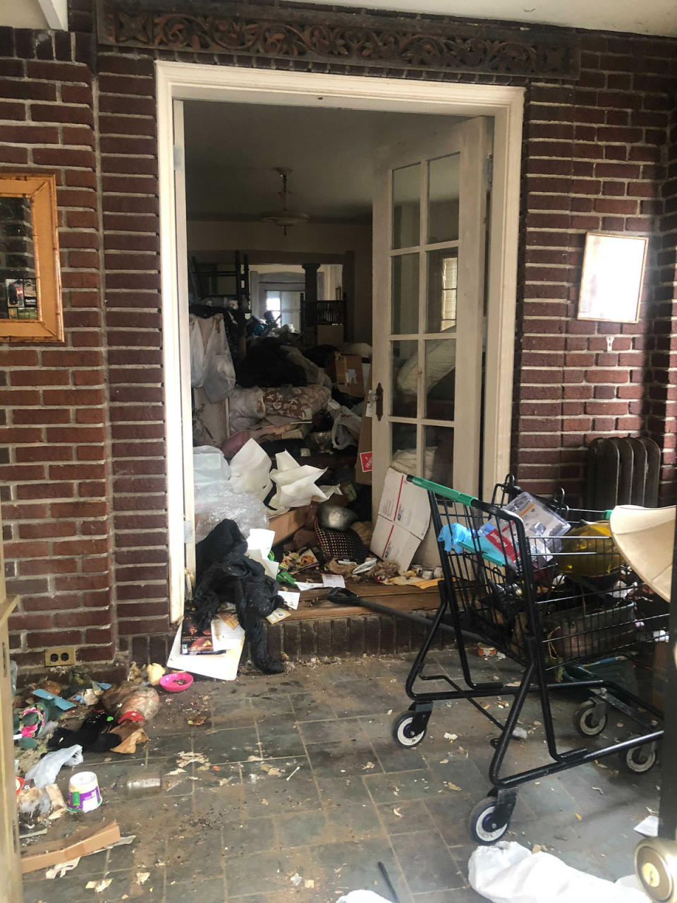 Evelyn Sakash's home filled with rubbish