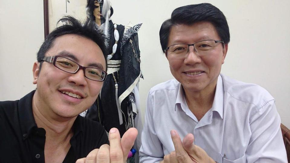 林岳漢（左）邀請謝龍介（右）在《打鬼2》演繹「魔道士」一角。（翻攝自打鬼FB）