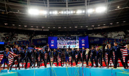 Athletics - World Cup London 2018 - London Stadium, London, Britain - July 15, 2018 U.S. team celebrate winning the World Cup Action Images via Reuters/Matthew Childs